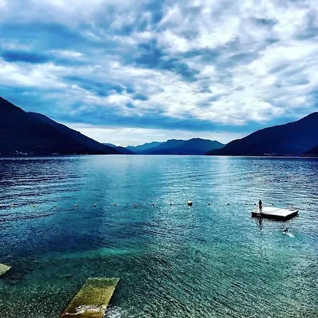 Apartman Rrrr House Romantic Relaxing Radiant Refined Brissago